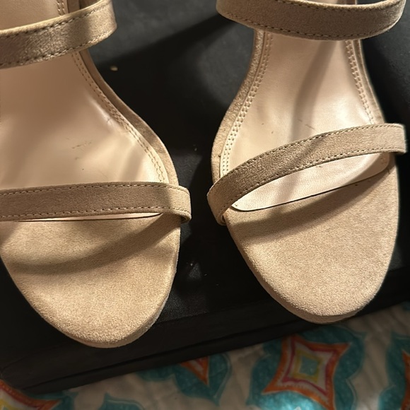 Kelly & Katie heels. - Picture 3 of 5